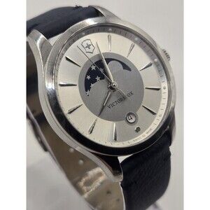 Victorinox Swiss Army Alliance 241833 MoonPhase Watch 35mm. $525 RUNS W/ DEFECT
